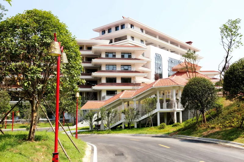 灰汤温泉职工疗养院宣传片2.jpg